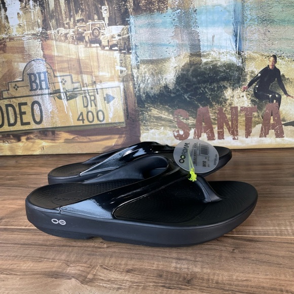 Oofos womens recovery thong sandals - Picture 2 of 6